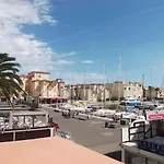Apartman Perle Mediterraneenne Au Coeur Du Port De *