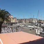 Perle Mediterraneenne Au Coeur Du Port De Apartman