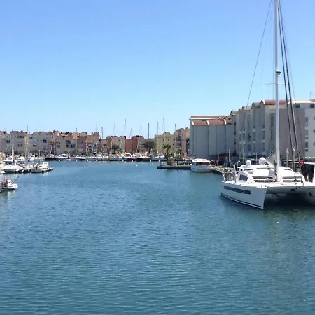 Apartment Sur Le Port, Climatisation, Wifi, Piscine, Lave-linge