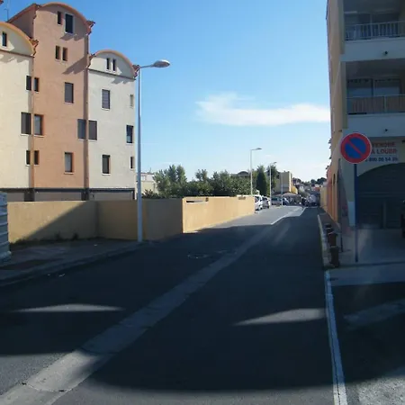 Sur Le Port, Climatisation, Wifi, Piscine, Lave-linge Apartment *