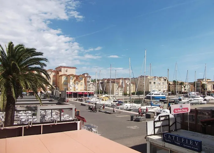 Appartement Sur Le Port, Climatisation, Wifi, Piscine, Lave-linge *